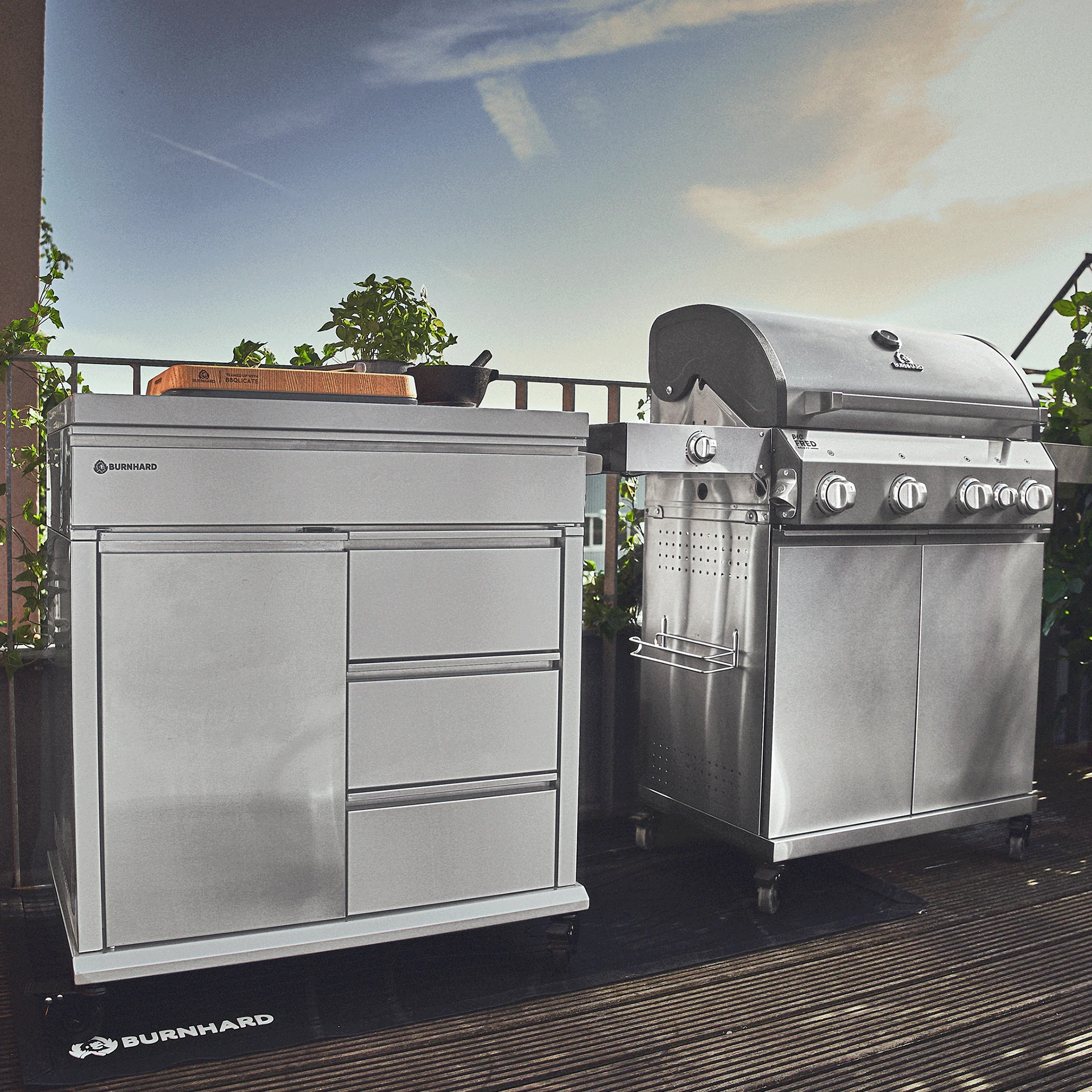 FRED 3-Brenner Deluxe Gasgrill mit Grill Beistellwagen und Gusseisen Grillrosten Set 3-tlg. - Image 7