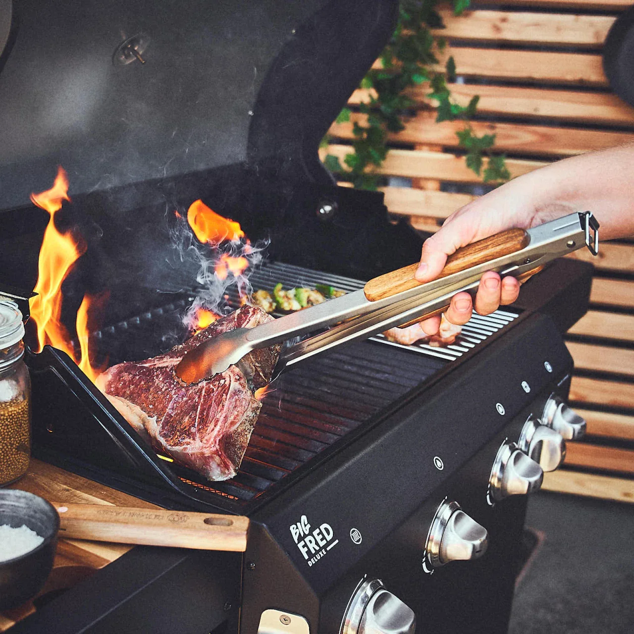Grillzange Akazienholz - Image 4