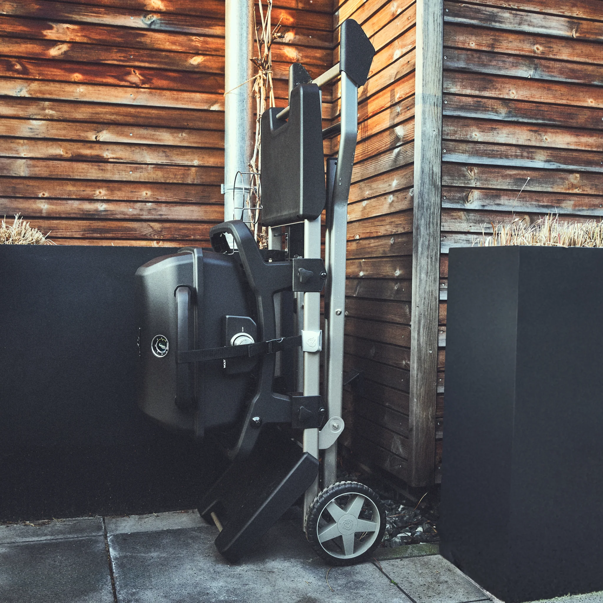 WAYNE Jr. Balkongrill 1-Brenner inkl. Rollwagen - Image 9
